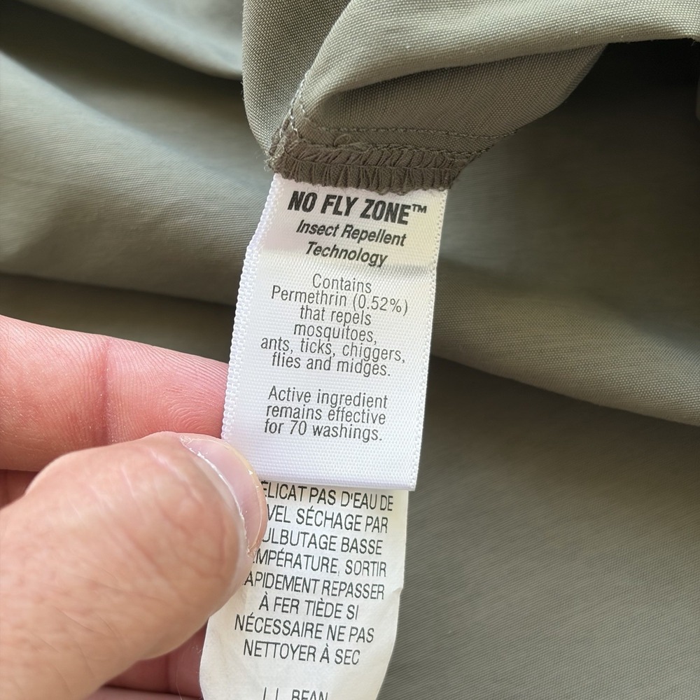 LL Bean Shirt Mens Medium Green Button Down Insect Repel Fishing Vented Roll Tab - Picture 8 of 10